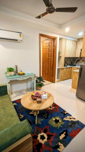 Mukta - 1bhk, free parking & W-Fi